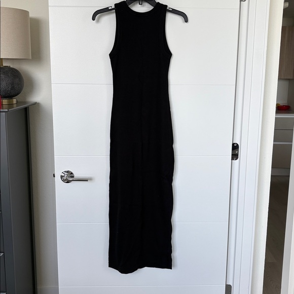 Universal Thread Ribbed Dress - Picture 4 of 5